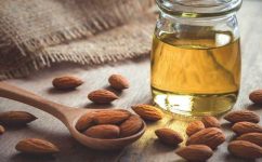 تعرفي علي تجربتي مع زيت اللوز المر للمنطقة الحساسة والسعر بعد كوبون خصم نون 2022